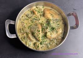 Poulet crémeux aux épinards et champignons