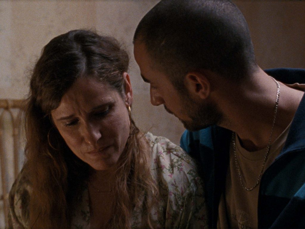 Tatiana, sur  qui Chatilla comptait comme un dernier espoir, disparaît avec Malik dans la nuit  