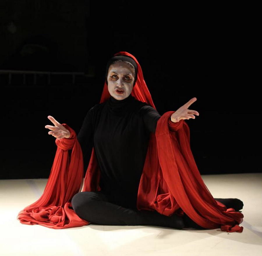 Hanan El-Hajj Ali sur scène