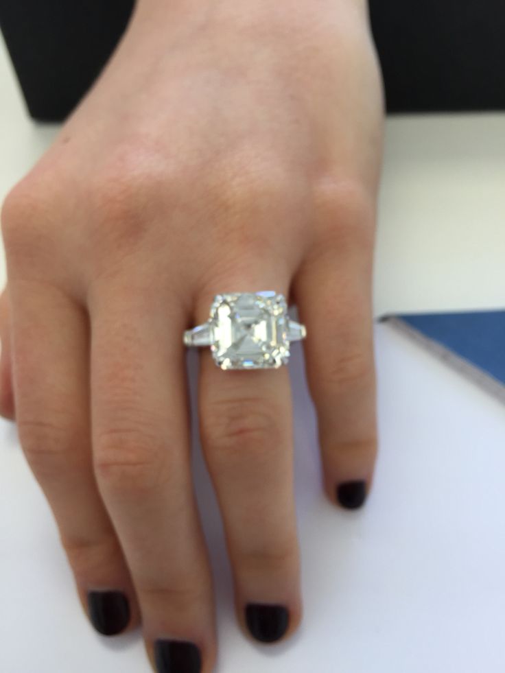 bague de fiançailles Asscher cut