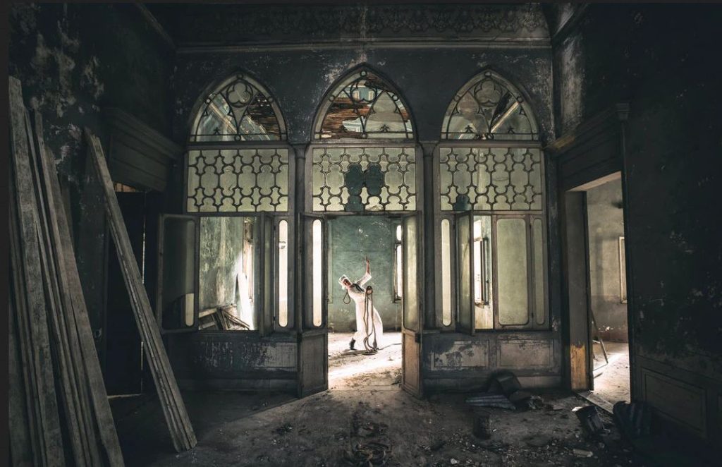 L'objectif de Karim Saqr : l'art de capturer l'âme romantique d'une ville résiliente.
