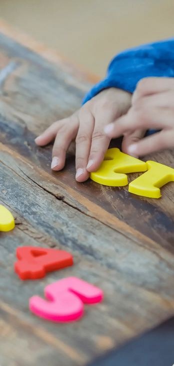 Jean Piaget : Comment construisons-nous notre intelligence ?